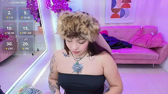 Isa reel online show from September 2025 12:21:02 PM