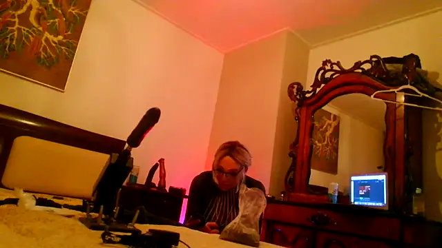 CharlotteVixxens online show from February 2026 11:47:02 PM