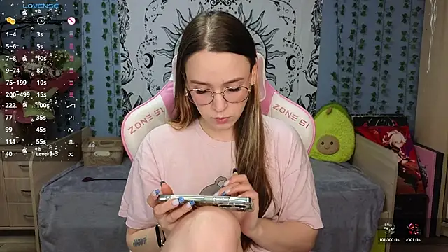 Snapshot of Sweet_frosti chatting on January 2025 03:25:02 AM Sweet frosti online show from January 2025 03:25:02 AM