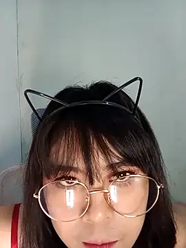 Snapshot of Chall_mee chatting on October 2025 04:29:02 PM Chall mee online show from October 2025 04:29:02 PM