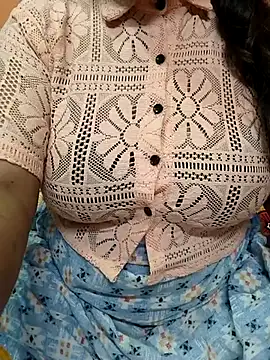 CUTE SOPHIA- online show from September 2025 10:15:01 AM