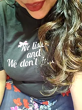 CUTE SOPHIA- online show from September 2025 07:39:02 PM