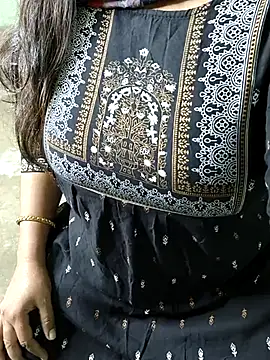 CUTE SOPHIA- online show from October 2025 09:31:01 AM