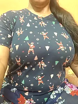 Snapshot of CUTE_SOPHIA- chatting on May 2026 10:37:01 PM CUTE SOPHIA- online show from May 2026 10:37:01 PM