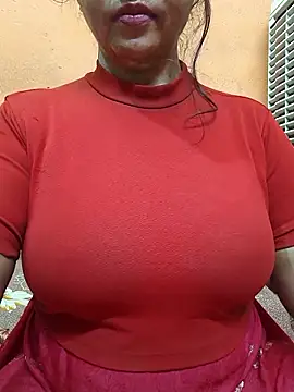 Snapshot of CUTE_SOPHIA- chatting on May 2026 03:02:01 AM CUTE SOPHIA- online show from May 2026 03:02:01 AM