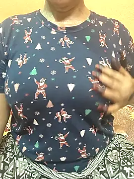 Snapshot of CUTE_SOPHIA- chatting on May 2026 02:42:02 AM CUTE SOPHIA- online show from May 2026 02:42:02 AM
