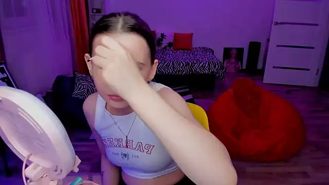HelloRoxy online show from May 2026 09:21:02 PM