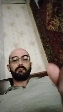 ArsenSavas online show from December 2025 07:52:01 PM