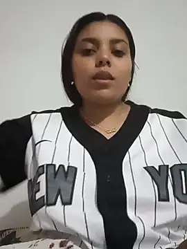 Snapshot of stefanie010 chatting on December 2024 10:10:02 PM stefanie010 online show from December 2024 10:10:02 PM