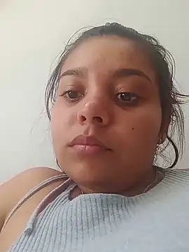 Snapshot of stefanie010 chatting on December 2024 03:48:01 PM stefanie010 online show from December 2024 03:48:01 PM