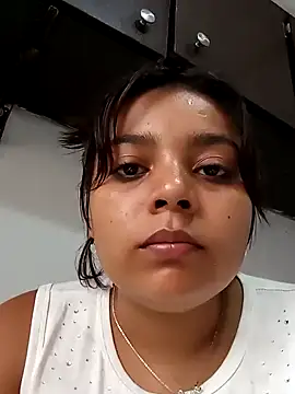 Snapshot of stefanie010 chatting on January 2025 01:58:01 PM stefanie010 online show from January 2025 01:58:01 PM