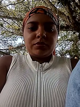 Snapshot of stefanie010 chatting on November 2025 05:48:02 PM stefanie010 online show from November 2025 05:48:02 PM