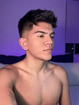 santiago 01 online show from January 2025 04:10:02 AM