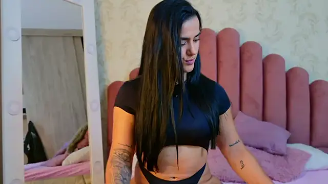 Bella Fior online show from September 2025 11:17:02 PM