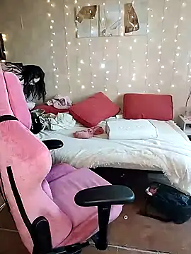 DenisHailey online show from February 2025 12:05:02 PM