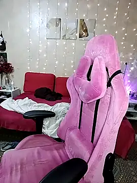 DenisHailey online show from September 2025 04:56:01 PM