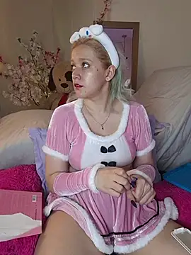 NaomiShimizu online show from November 2025 09:24:02 PM