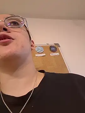 NaomiShimizu online show from April 2026 08:31:02 PM