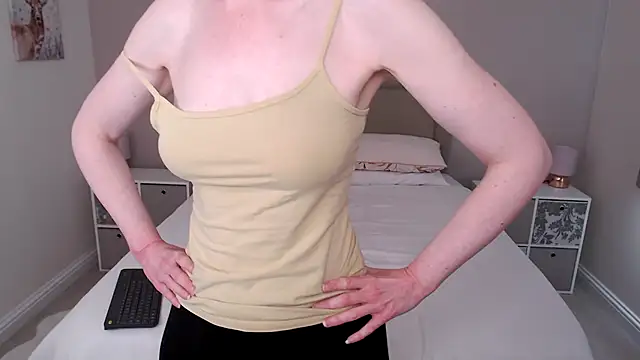 Snapshot of British_Goddess_Anna chatting on January 2025 11:46:01 AM British Goddess Anna online show from January 2025 11:46:01 AM