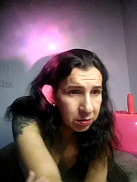 Cameron puppy online show from December 2025 04:41:04 AM