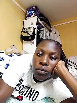 Snapshot of Zoya-Kay chatting on November 2025 01:45:01 PM Zoya-Kay online show from November 2025 01:45:01 PM