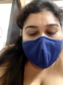 Snapshot of indianlisa5 chatting on June 2026 07:00:02 PM indianlisa5 online show from June 2026 07:00:02 PM