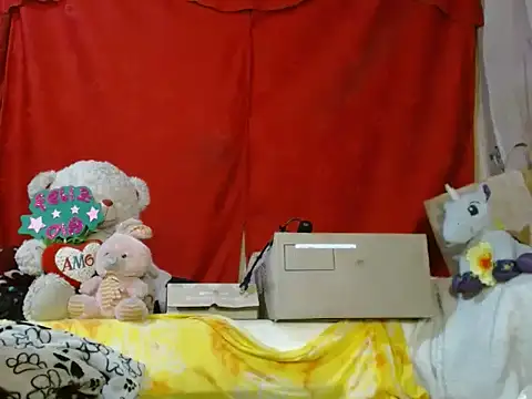 hottieperla online show from April 2026 08:36:02 PM