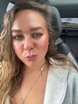 Snapshot of AurorHarris chatting on June 2026 07:19:01 AM AurorHarris online show from June 2026 07:19:01 AM