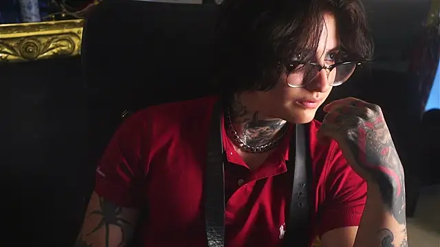 dantecoppolaa  online show from February 2025 05:10:02 PM