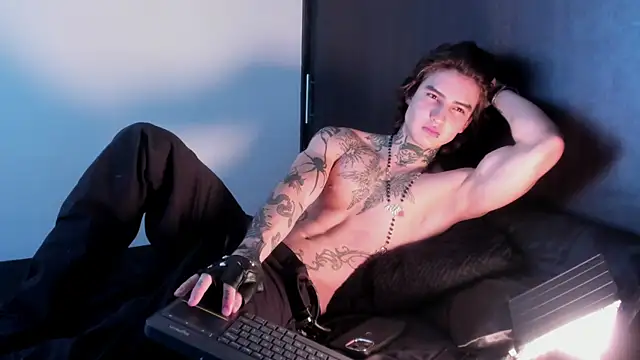 dantecoppolaa  online show from March 2025 09:59:01 PM