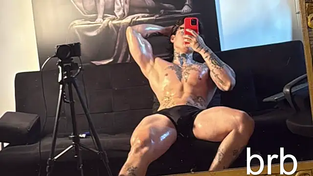 dantecoppolaa  online show from September 2025 11:07:01 PM