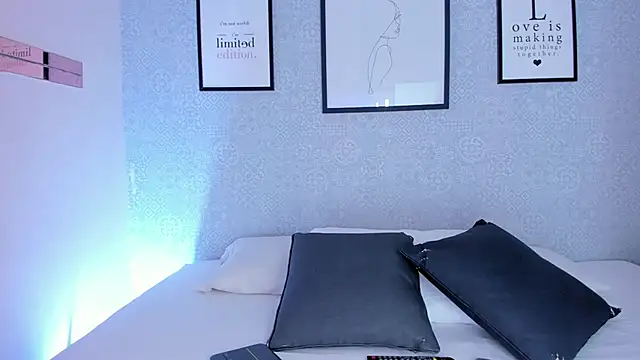 Snapshot of Natasha_harper chatting on October 2025 12:01:02 PM Natasha harper online show from October 2025 12:01:02 PM