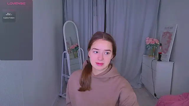 LovelyJessie online show from January 2026 01:38:02 PM