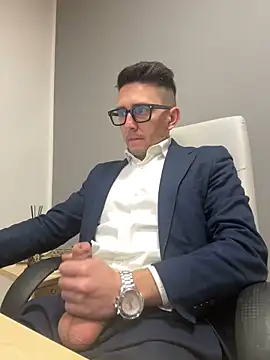 masterboss  online show from February 2025 01:00:02 PM