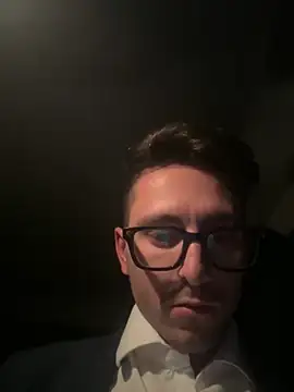 masterboss  online show from October 2025 07:36:02 PM