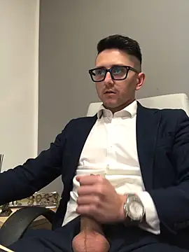 masterboss  online show from April 2026 11:38:02 AM