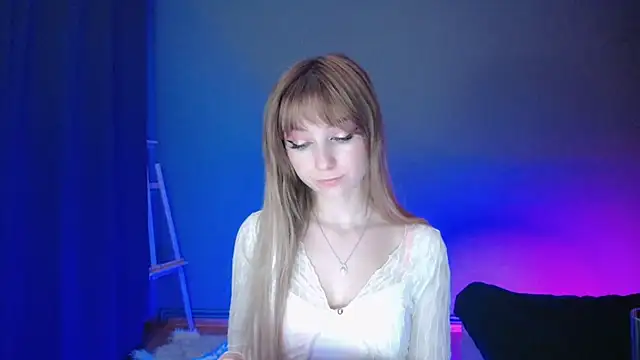 LuciaYoung online show from March 2025 10:31:02 PM