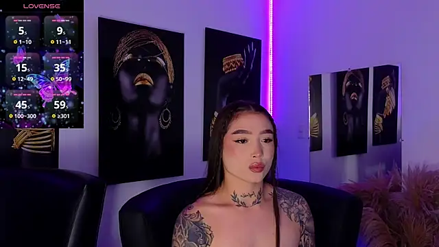  brenna hanson online show from October 2025 07:30:02 PM