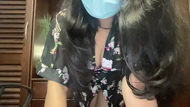 Princess Lily online show from December 2025 01:51:02 PM