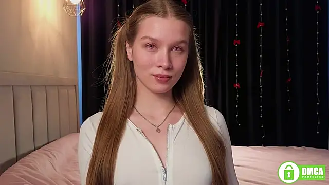 Snapshot of CutieBeauty chatting on February 2026 01:09:02 PM CutieBeauty online show from February 2026 01:09:02 PM