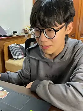 Snapshot of hihi0169 chatting on December 2024 04:24:02 PM hihi0169 online show from December 2024 04:24:02 PM