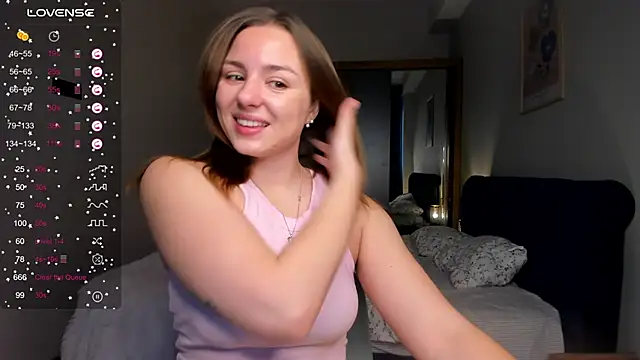 Snapshot of ThreeshaWhite chatting on March 2025 06:13:02 AM ThreeshaWhite online show from March 2025 06:13:02 AM