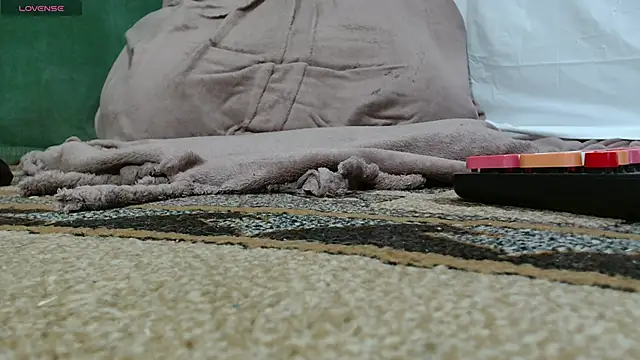 Snapshot of Luckyalice_4u chatting on February 2026 08:27:02 PM Luckyalice 4u online show from February 2026 08:27:02 PM