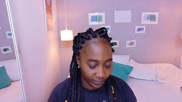 kiara evanss online show from October 2025 11:27:01 PM