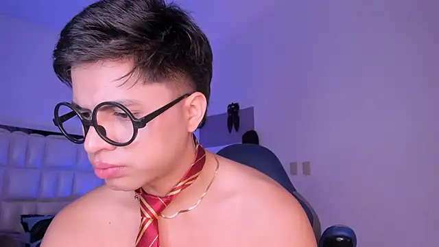 Snapshot of Niicky1_ chatting on January 2025 11:34:02 PM Niicky1  online show from January 2025 11:34:02 PM