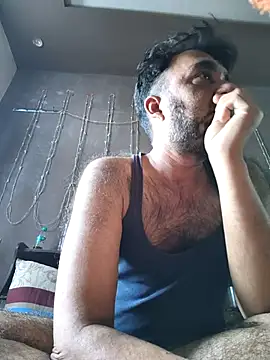 lund lol online show from April 2026 02:33:01 AM