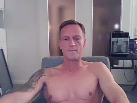 dirks71 online show from February 2025 06:41:02 PM