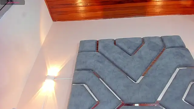 Snapshot of LucciaPorter chatting on February 2026 01:16:01 PM LucciaPorter online show from February 2026 01:16:01 PM