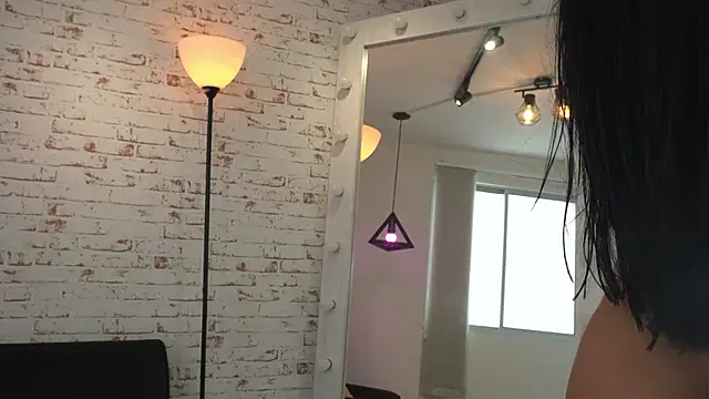 Sofhia cruz online show from March 2026 07:42:01 PM