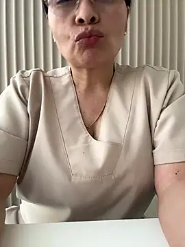Janna099 online show from July 2026 06:21:01 PM